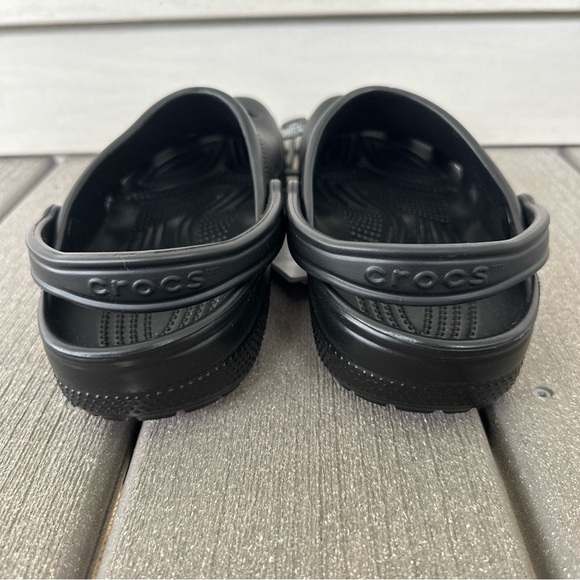 Crocs Unisex-Adult Classic Clogs Black 8 Men/10 Women US Slip On Convertible - Picture 3 of 9
